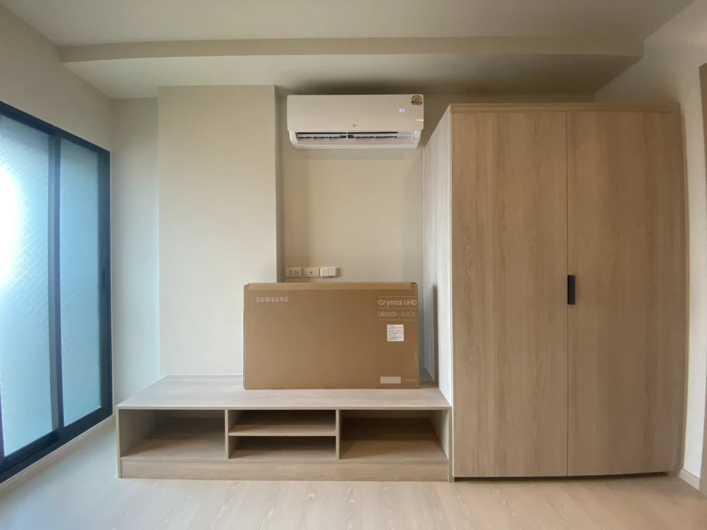 For rent: D Condo Ramkhamhaeng 40. Beautiful, luxurious, and comfortable. Book now!!