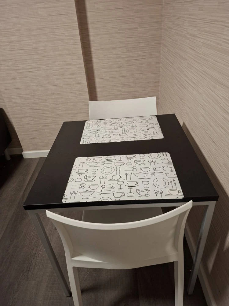 For rent: D Condo Campus Rangsit, Phase 1, Building C, 5th floor. Fully furnished with appliances, ready to move in.