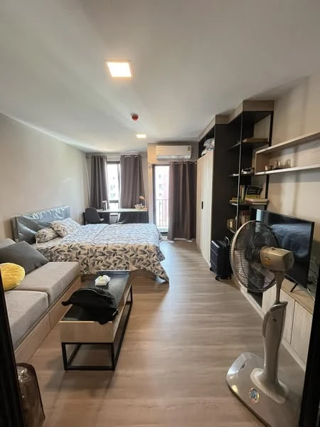 For rent: D Condo Hideaway Rangsit Phase 4, 6th floor, fully furnished room, nice to live in, book now, don't miss out.