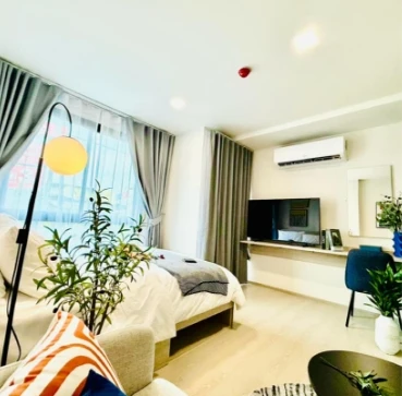 For rent: D Condo Hype Rangsit, 3rd floor, fully furnished. Interested? Hurry and reserve now. Urgent!