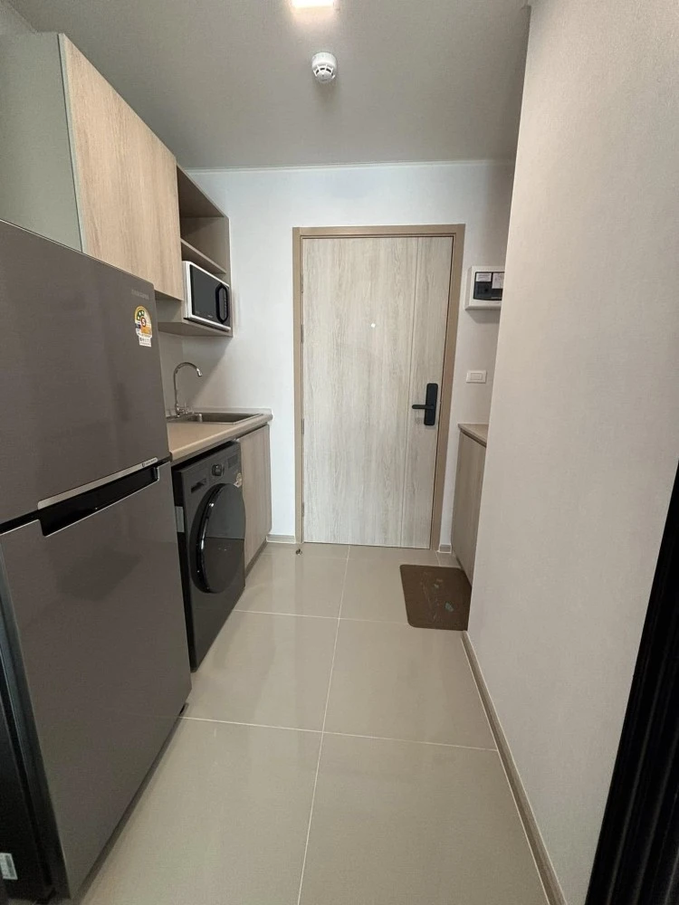 ืFor rent: D Condo Hype Rangsit, 8th floor, outside view, fully furnished room, move in with your bags immediately. Book now, don't miss out.