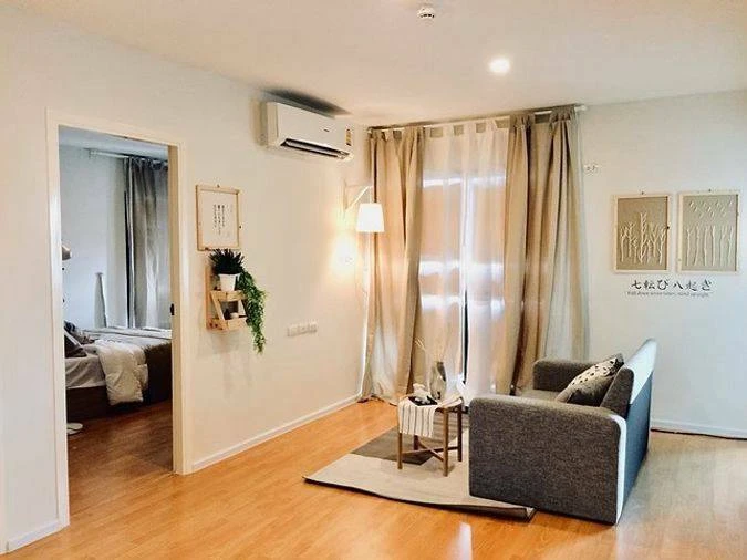 For rent, De Mura Ratchayothin, spacious room, comes with complete facilities, book now, don't miss out.