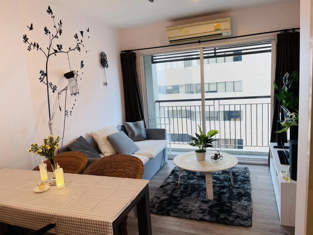 For rent urgently!! Condo Sim Vipha-Ladprao, corner room, fully furnished, near MRT Chatuchak, book now!!