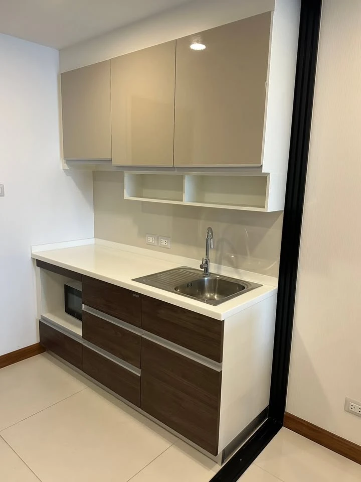 For Rent !! Supalai Premier Condo Charoennakorn, good location, convenient transportation, near the source of food, book now !!