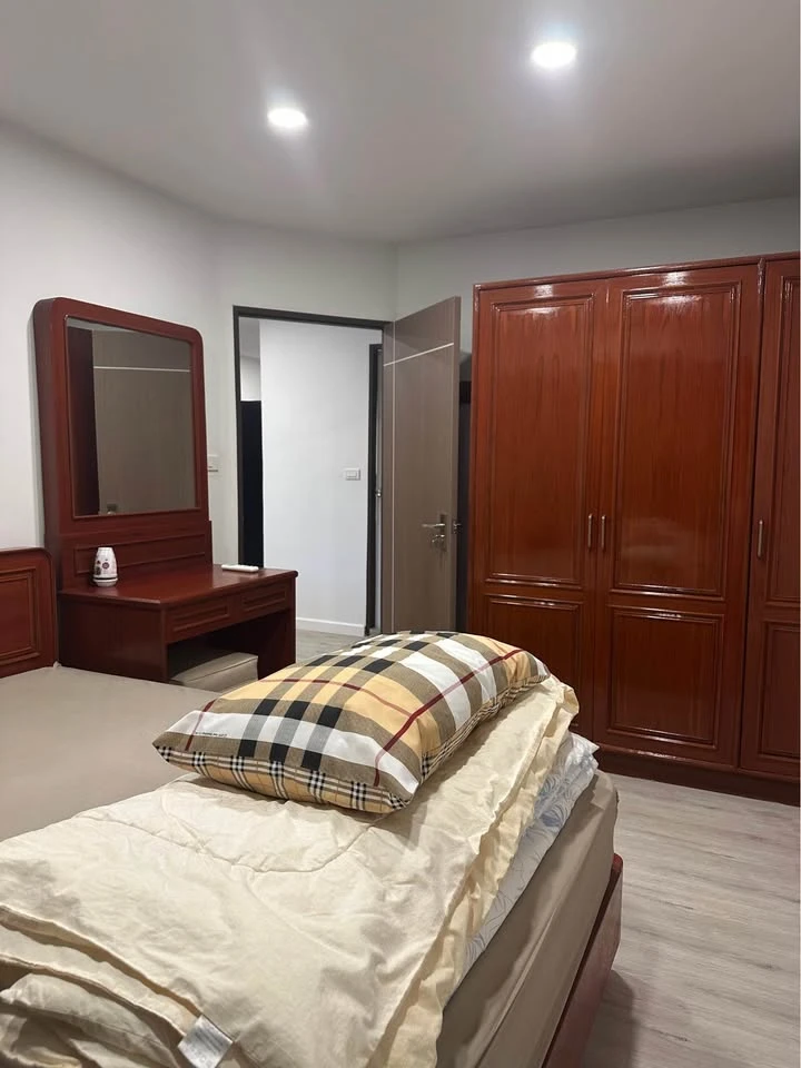 For rent: Thonglor Tower, 2 bedrooms, 2 bathrooms, fully furnished, don't miss it!