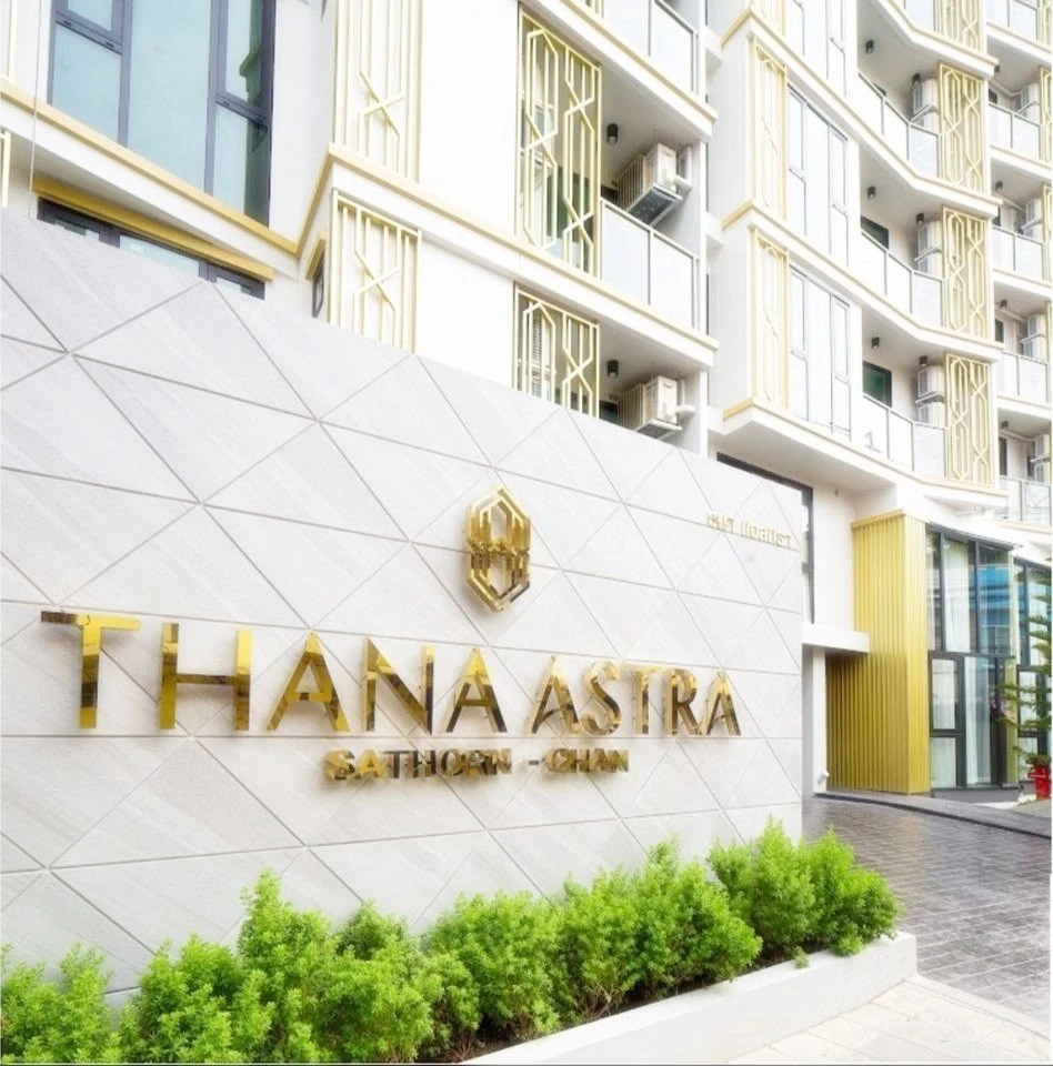 For rent!! Thana Astra Sathorn-Chan 7th floor, swimming pool view, beautiful room, bring your bags and move in immediately, don't miss it!!