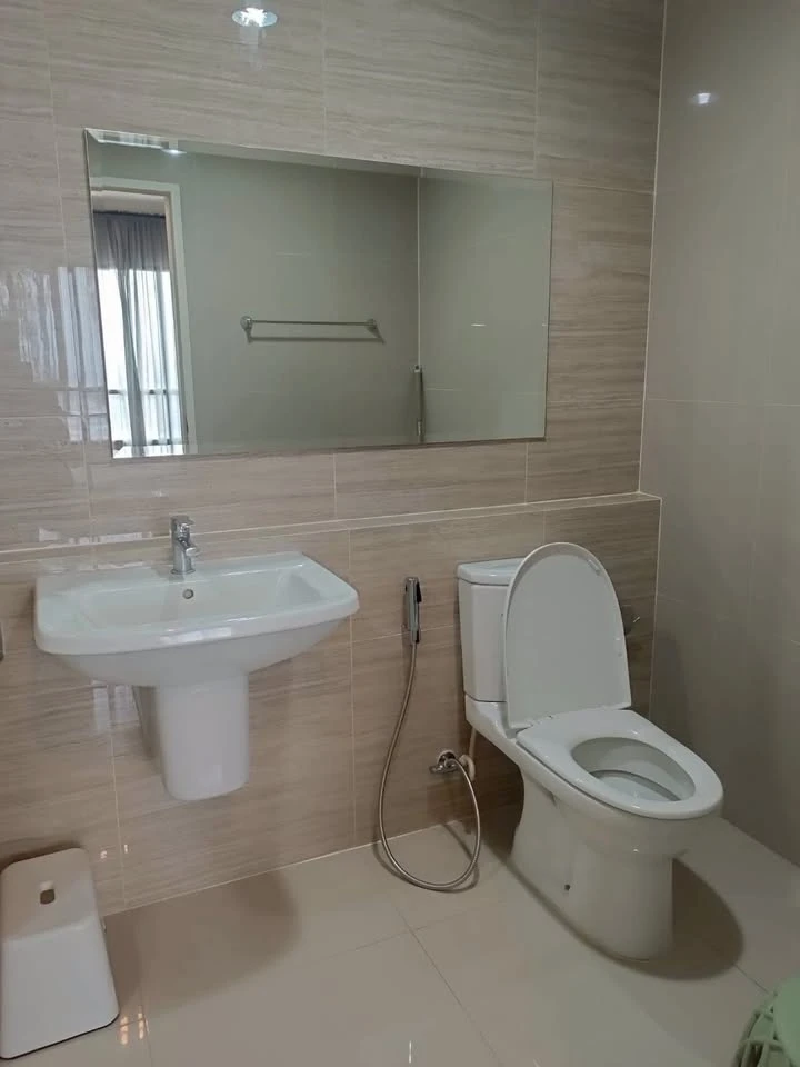 For rent: Niche Mono Sukhumvit-Bearing. Beautifully decorated, fully furnished, and equipped with all appliances. Ready to move in.