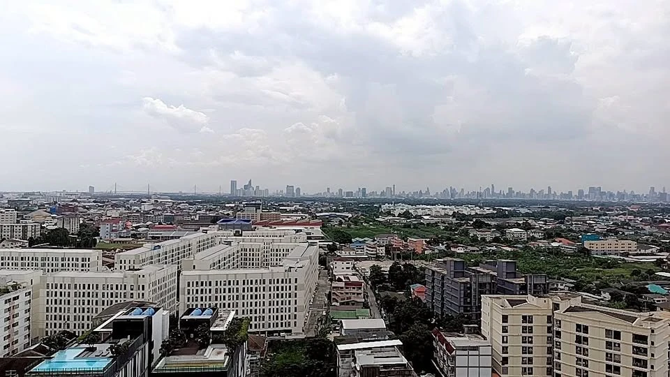 For rent: Niche Mono Sukhumvit-Bearing. Beautifully decorated, fully furnished, and equipped with all appliances. Ready to move in.