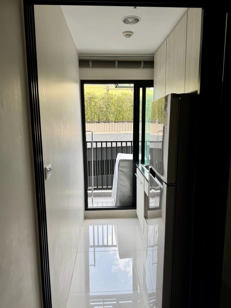 For rent: Niche Mono Mega Space Bangna, 9th floor, size 30.90 sq m., same floor as the common area, very convenient, must book like this.
