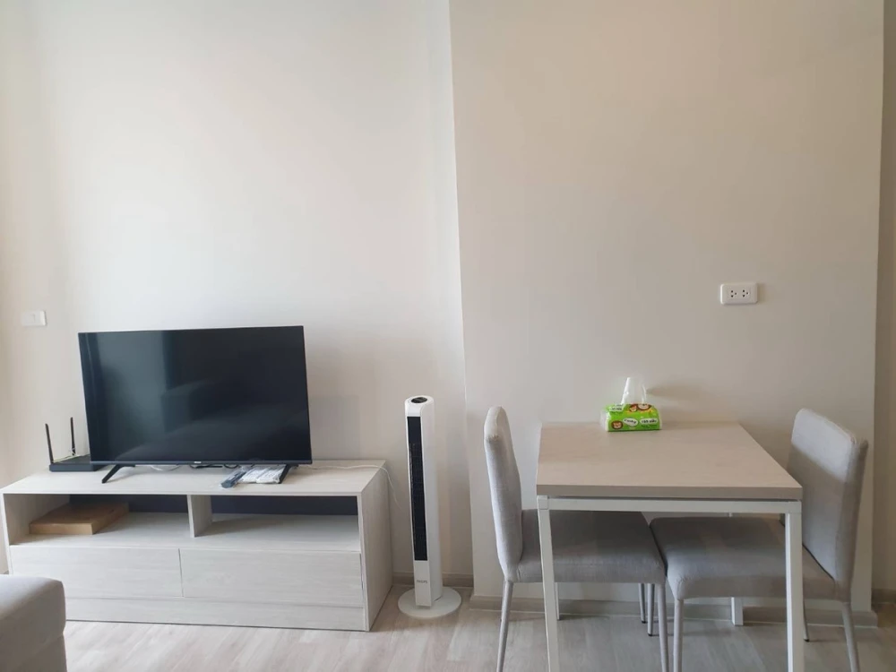 For rent: Niche Mono Mega Space Bangna, corner room, not crowded, very private, complete with electrical appliances, urgent