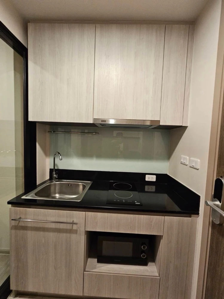 For rent: Niche Mono Mega Space Bangna, corner room, not crowded, very private, complete with electrical appliances, urgent