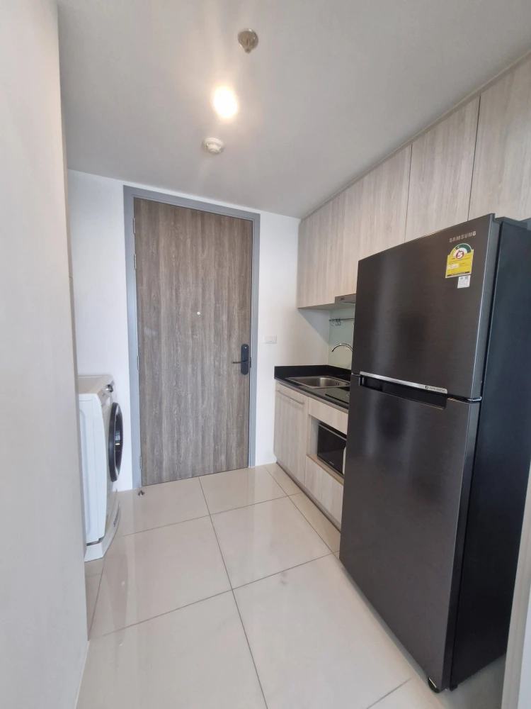 For rent: Niche Mono Chaengwattana, 31st floor, very high floor, north facing, view of Muang Thong, fully furnished with appliances, beautiful and rel