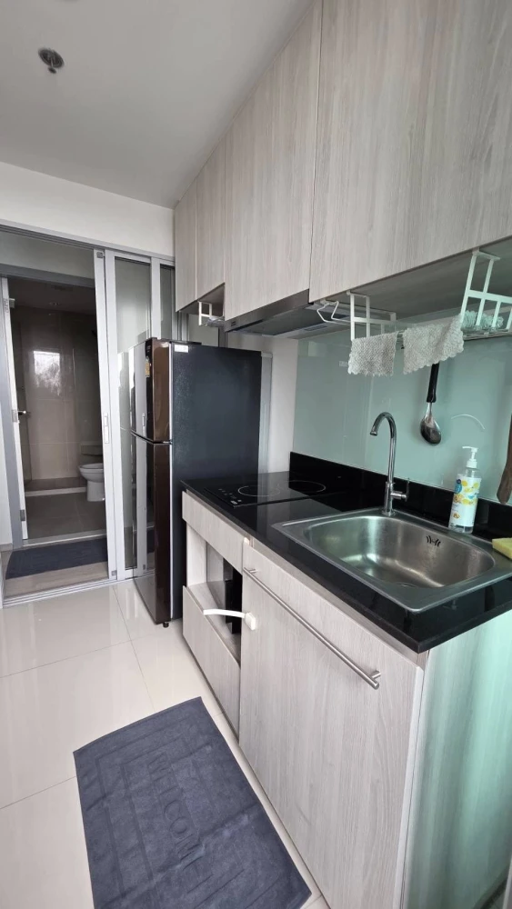 For rent: Niche Mono Chaengwattana, corner room, 15th floor, divided into separate rooms, appliances included, buy as if you were using it yourself,