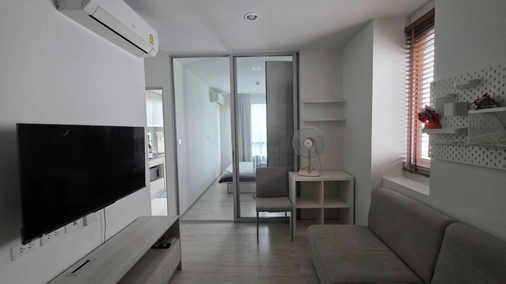 For rent: Niche Mono Chaengwattana, corner room, 15th floor, divided into separate rooms, appliances included, buy as if you were using it yourself,