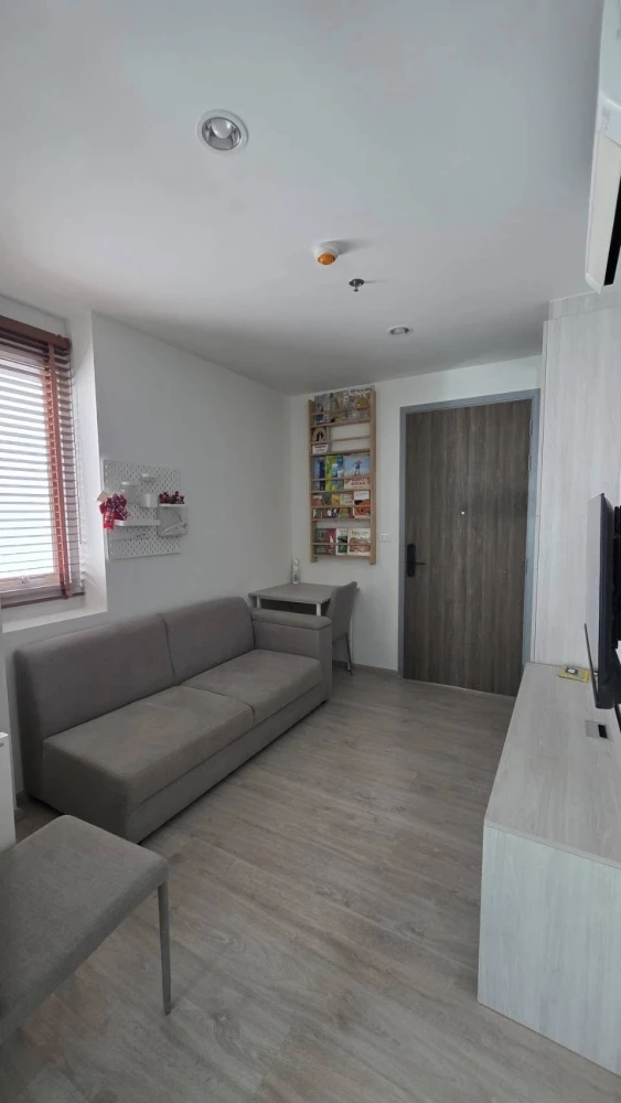 For rent: Niche Mono Chaengwattana, corner room, 15th floor, divided into separate rooms, appliances included, buy as if you were using it yourself,
