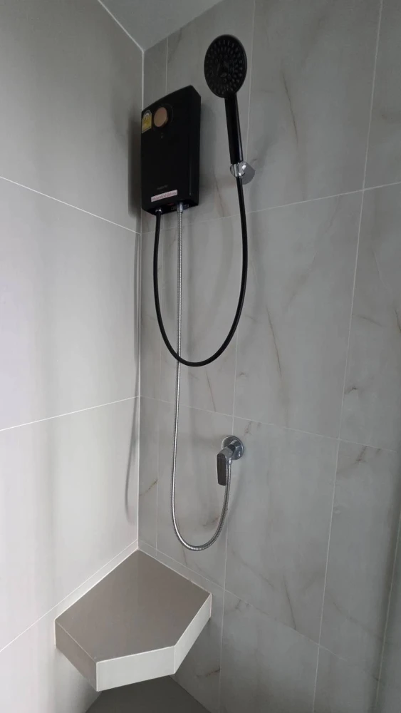 For rent: Niche Mono Chaengwattana, corner room, 15th floor, divided into separate rooms, appliances included, buy as if you were using it yourself,