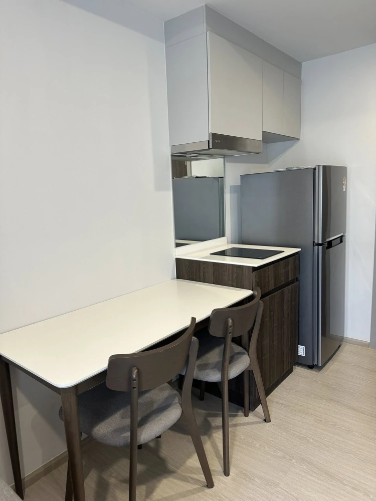 For rent: New Cross Khukot Station, 2nd floor, corner unit. Interested in owning this property? Book now! Don't miss out! Act fast!