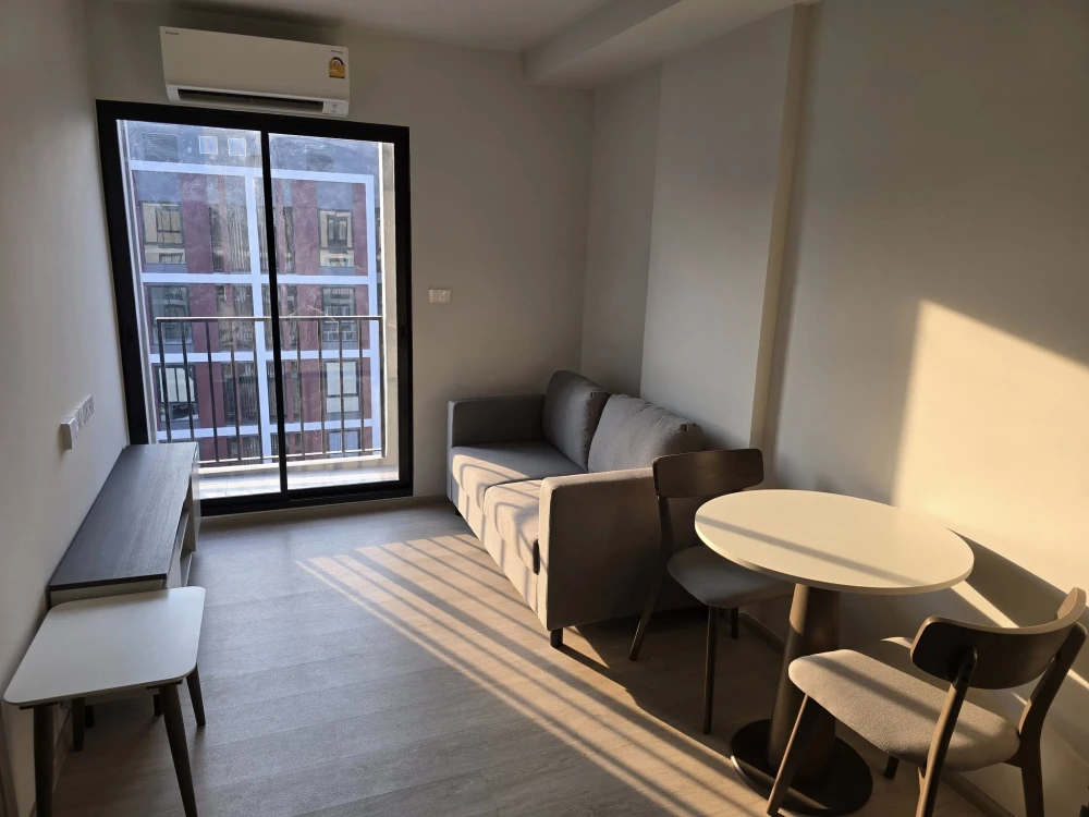 For rent: New Cross Kookot Station, ready to move in, fully furnished, good price, hurry and reserve now.