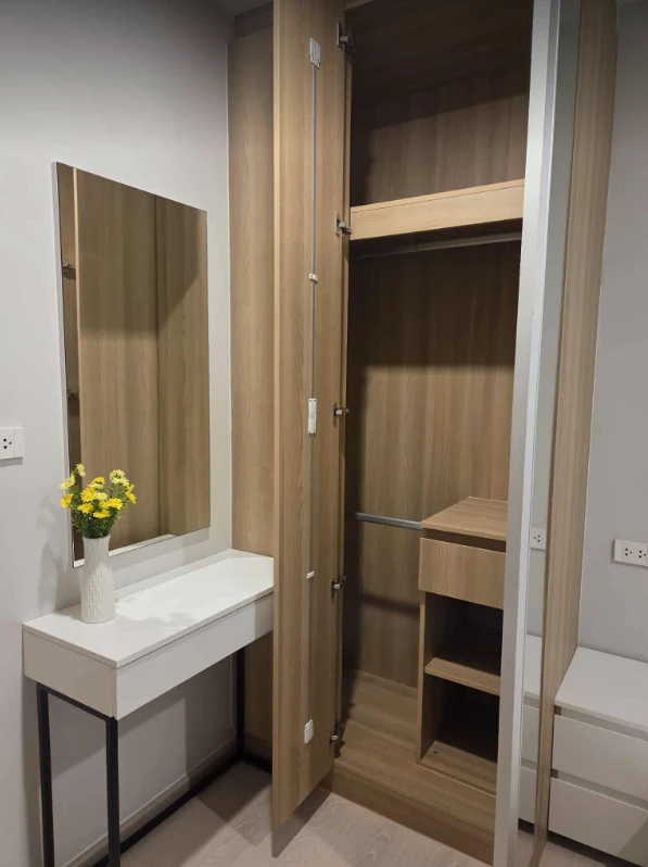 For rent!! New Connext Condo Don Mueang, 1st floor, swimming pool view, beautiful room, fully furnished, bring your bags and move in!!