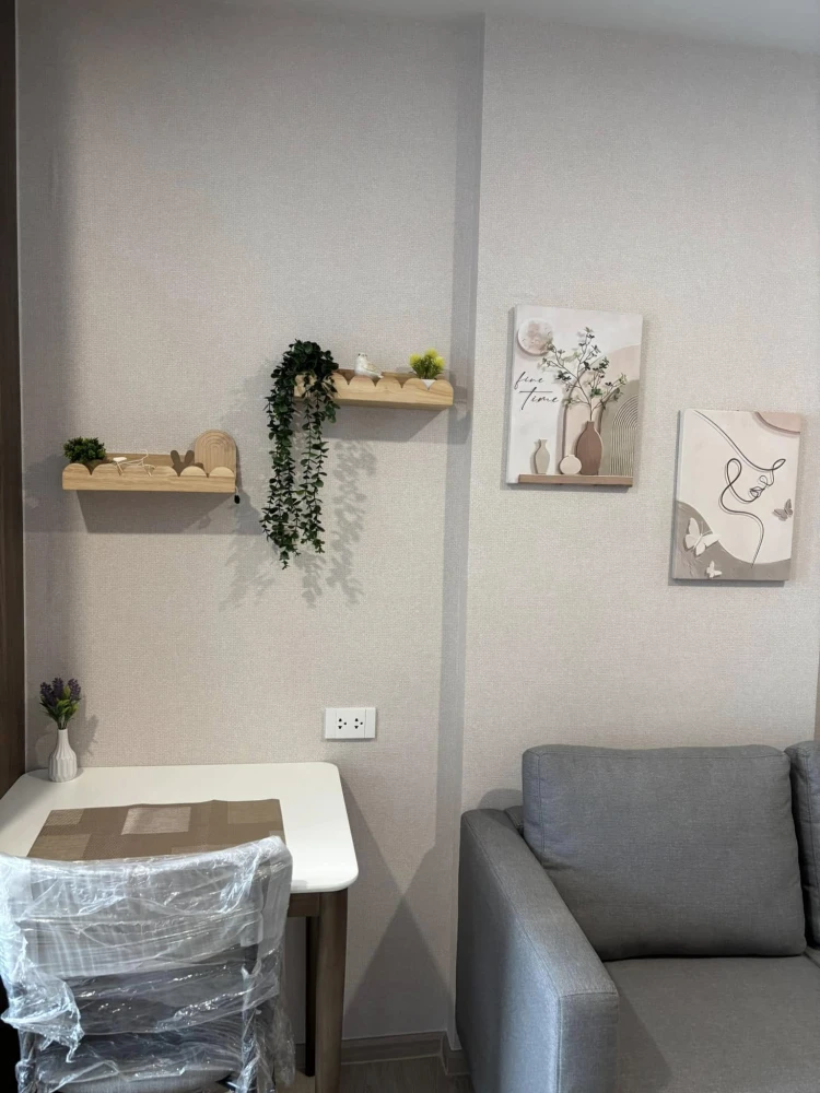For rent: New Core Kukot Station, 2nd floor, fully furnished room, nice to live in, just bring your bag, hurry!