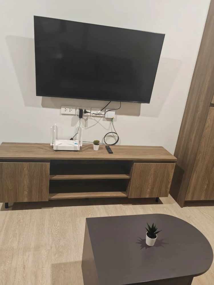 For rent: New Core Kukot Station, 5th floor, fully furnished room, move in with your bags immediately. Book now, don't wait, hurry!