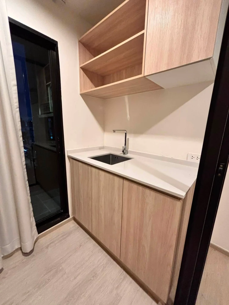 For rent: New Sea Square Suan Luang Station, city view, fully furnished, appliances included. Just bring your belongings and move in.