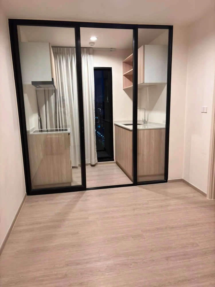 For rent: New Sea Square Suan Luang Station, city view, fully furnished, appliances included. Just bring your belongings and move in.