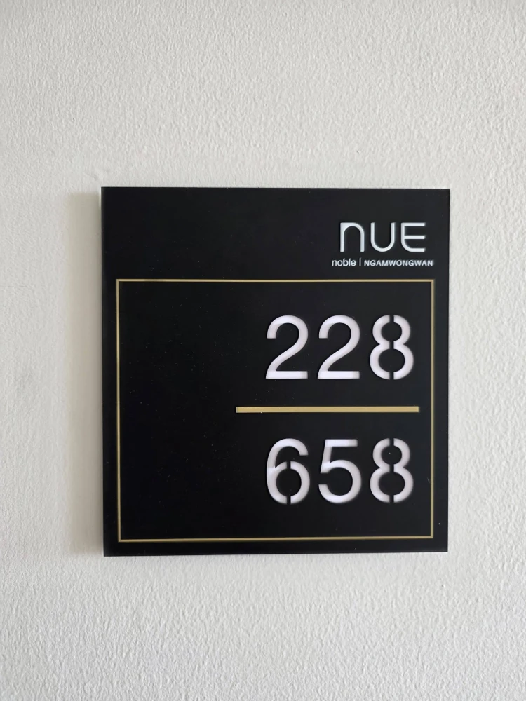 For rent: New Noble Ngamwongwan, 2 bedrooms, 1 bathroom, very high floor, corner unit for privacy. First come, first served.