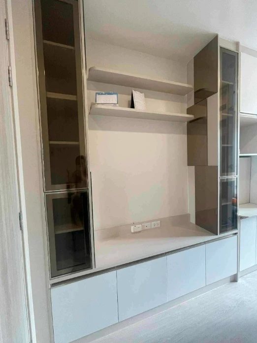 For rent: New Noble Ratchada-Ladprao, fully furnished, built-in furniture throughout the room. If you don't reserve, you'll miss out!