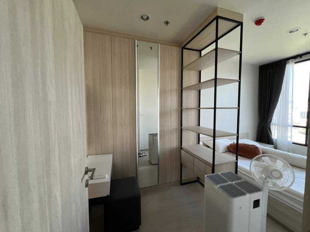 For rent: New Noble Ratchada-Ladprao, beautiful room, just the right size, separate bedroom and living room, move in now!