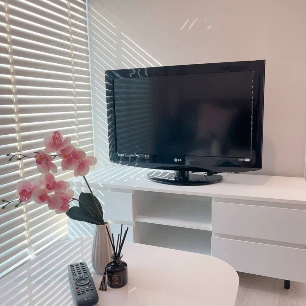 For rent: New Noble Srinakarin-Lasalle, a nice room, fully furnished and equipped with appliances. Just bring your own luggage and move in.