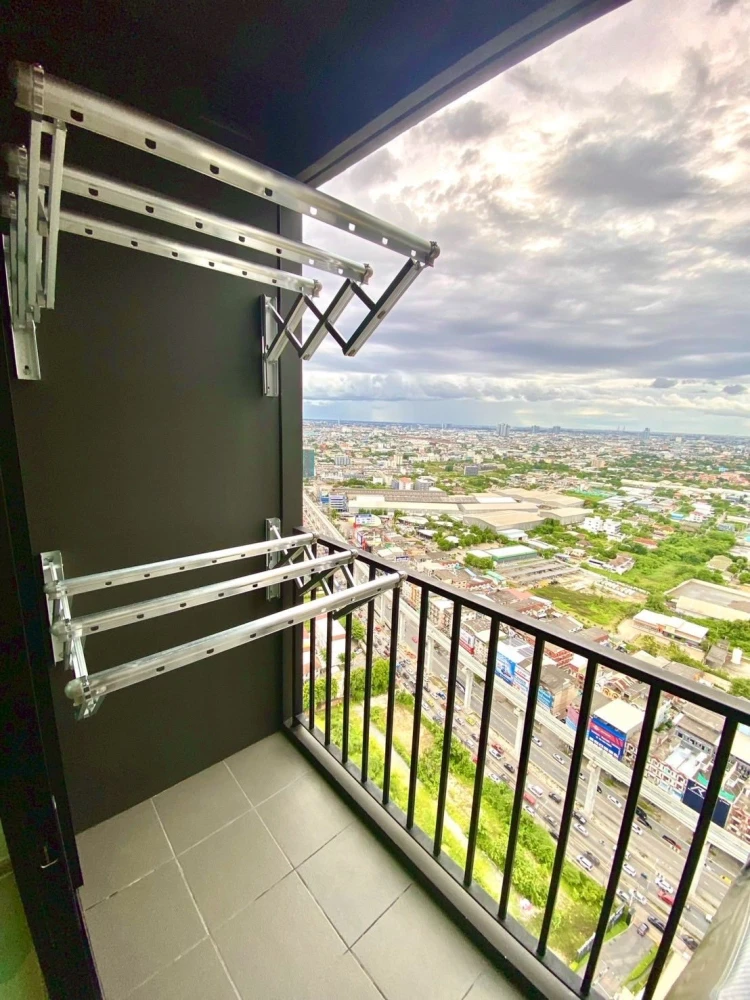 For rent: New Noble Srinakarin-Lasalle, ready to move in, 41st floor, good view, if you don't book, you'll regret it later.