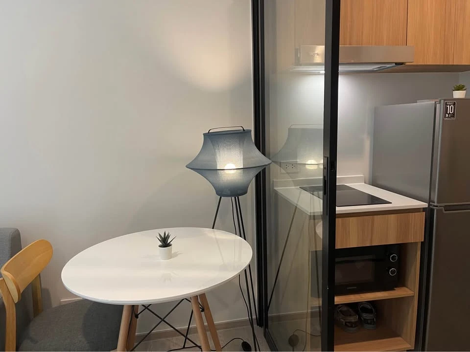 ให้เช่า นิว โนเบิล เซ็นเตอร์ บางนา 1 Bedroom วิวเทพ ชั้นบนสุด เลขห้องสวย/มงคล *ไม่โดนบล๊อควิว* เห็นท้องฟ้า ไม่อึดอัด รีบคว้าเลย