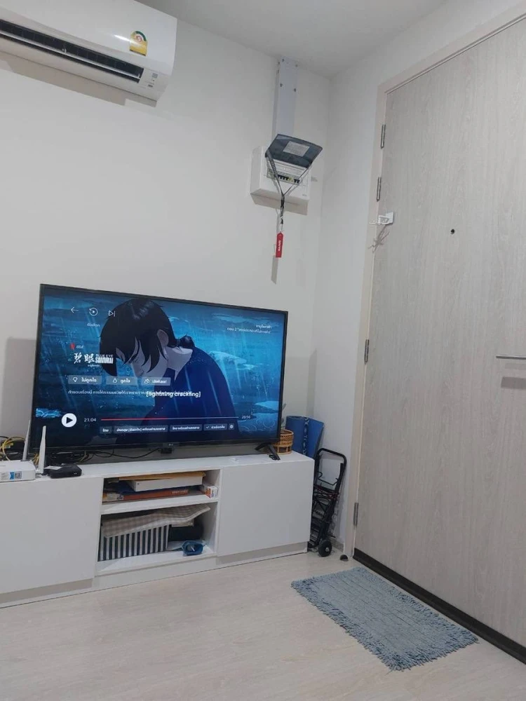 For rent: New Noble Chaengwattana, spacious and comfortable room, fully furnished. Reserve now before it's too late!!!