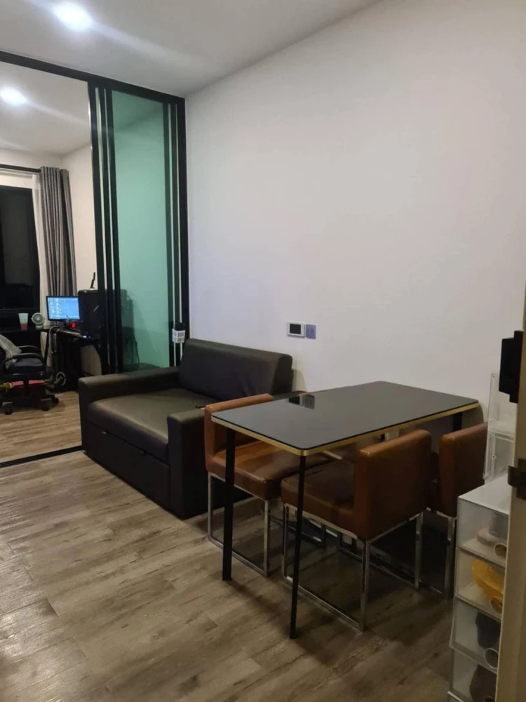 For rent: Brown Condo Ratchada 32, fully furnished, nice to live in, book now, hurry!