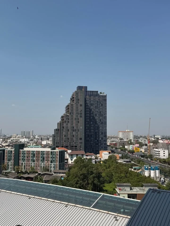 For rent: Brix Condo Charansanitwong 64. Ready to move in. Fully furnished with appliances. Just bring your personal belongings. Don't miss out!