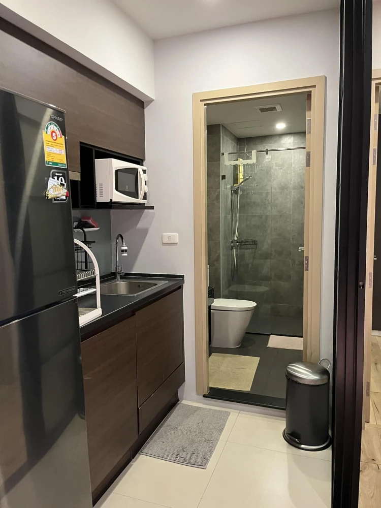 For rent: Brix Condominium, spacious room, comes with usable space, great price, hurry and book now.