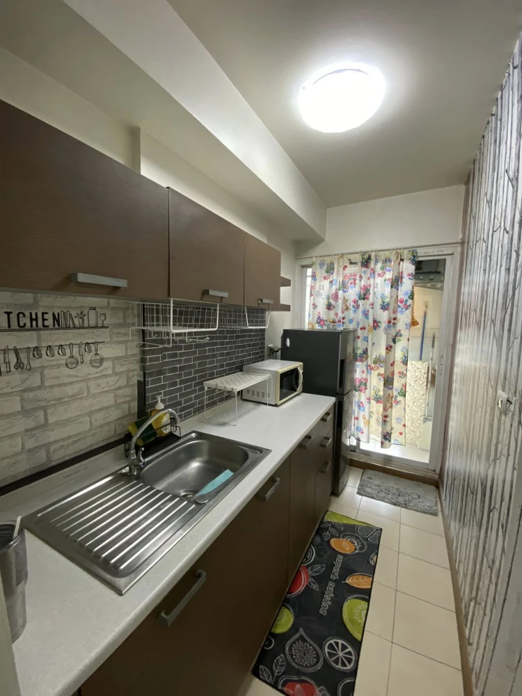 For rent: Briz Condominium, Rama 9-Hua Mak, ready to move in, with great wallpaper. You can reserve today.