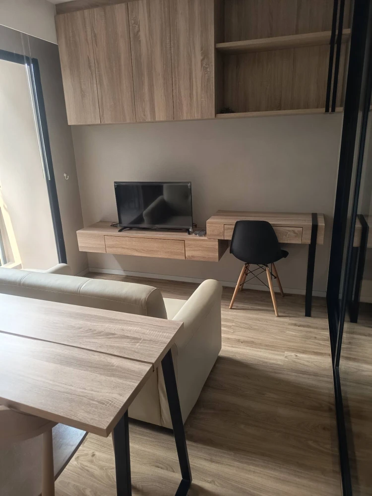 Blossom Condo Sathorn-Charoenrat for rent, ready to move in, fully furnished, high floor, reserve now.