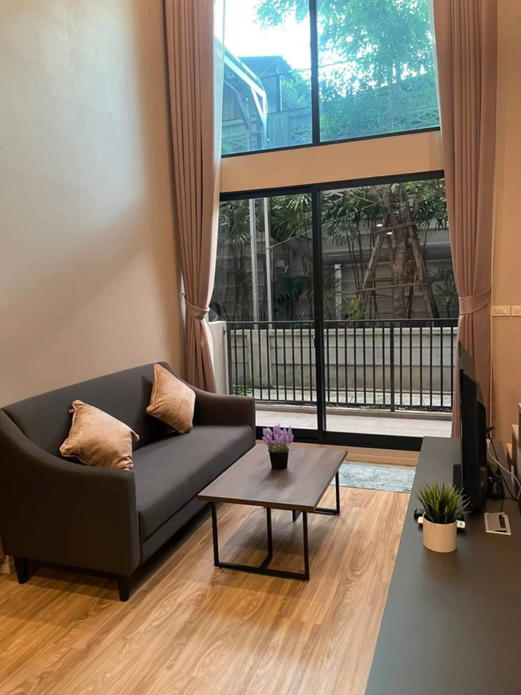 For rent, Blossom Condo @ Sathorn-Charoenrat, Duplex, beautiful room !!