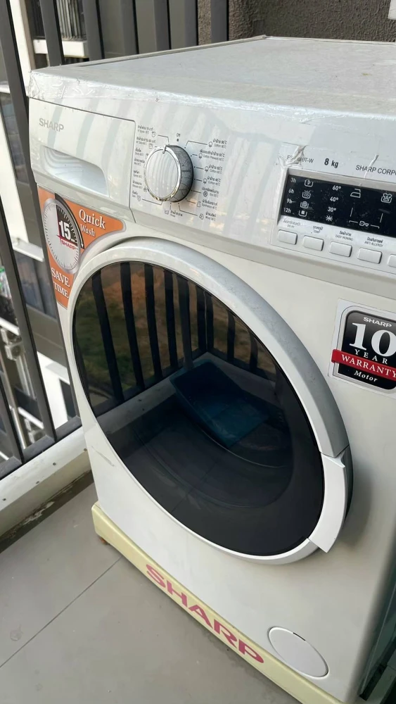 For rent: Blossom Condo at Fashion, ready to move in, fully furnished, electrical appliances included. If you don't book, you'll regret it later.