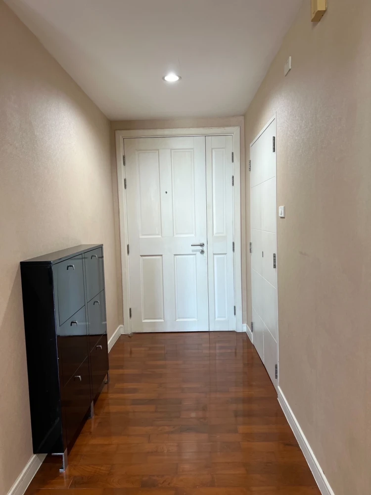 For rent, Baan Siri Twenty Four, a luxury condo in modern style. In the heart of the city, book now, don't wait.