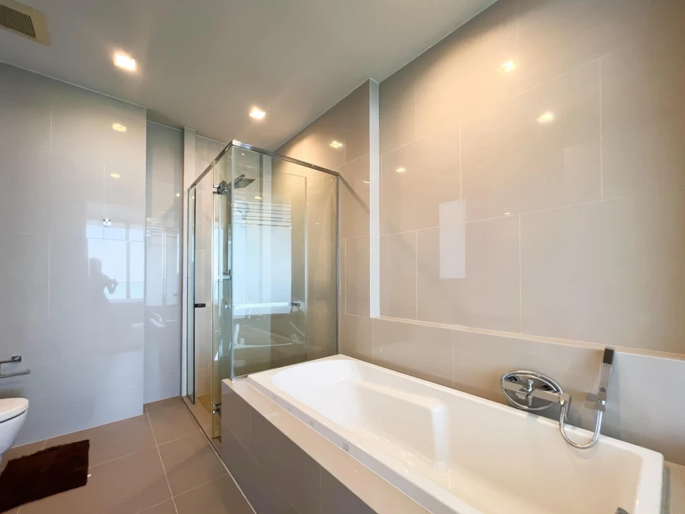For rent: Baan Plai Had, 5th floor, beautiful sea view, near Wong Amat Beach and Sanctuary of Truth, don't miss it.