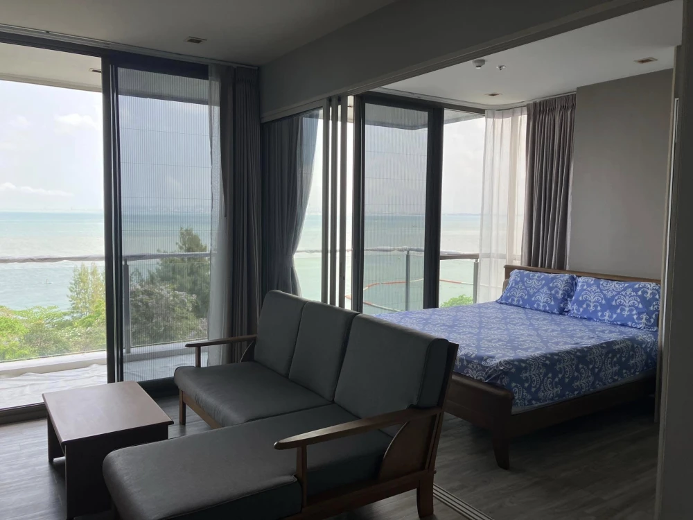 For rent: Baan Plai Had, 5th floor, beautiful sea view, near Wong Amat Beach and Sanctuary of Truth, don't miss it.