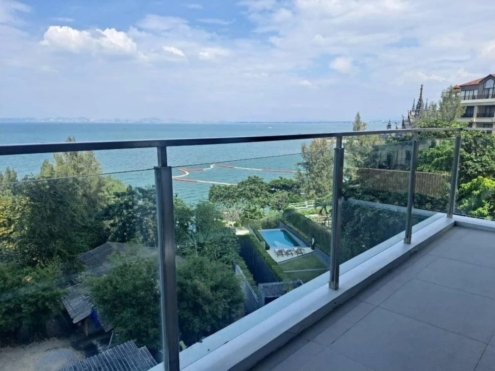 For rent: Baan Plai Had, 5th floor, beautiful sea view, near Wong Amat Beach and Sanctuary of Truth, don't miss it.