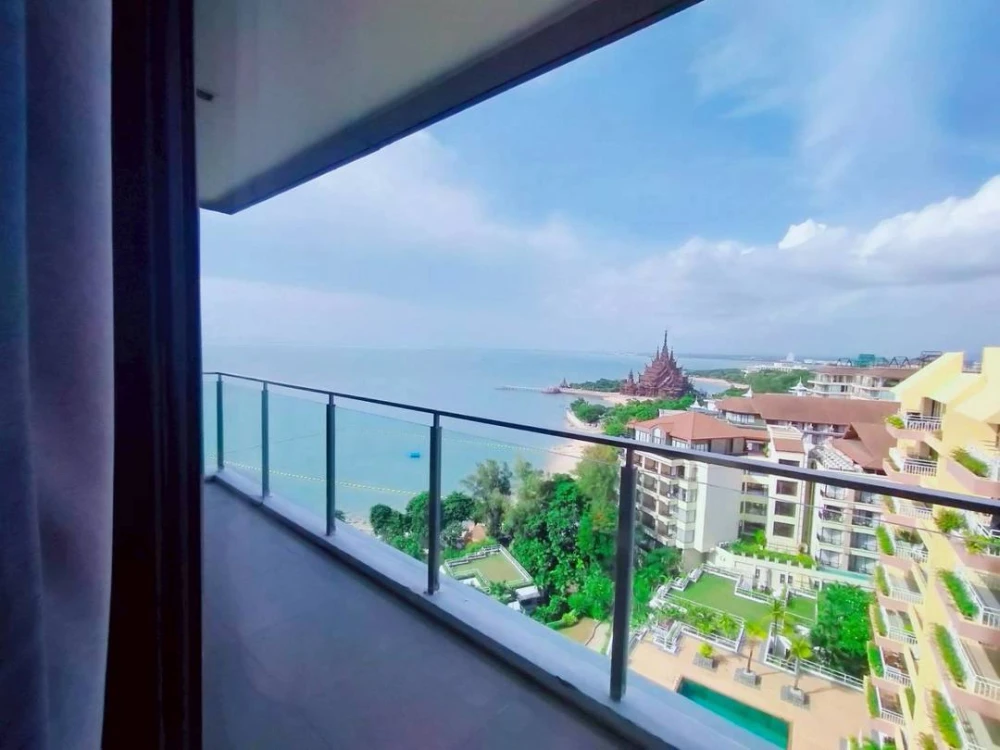 For rent: Baan Plai Had (North Pattaya), very spacious room, resort style, full sea view, very beautiful, like sleeping in heaven, book now.