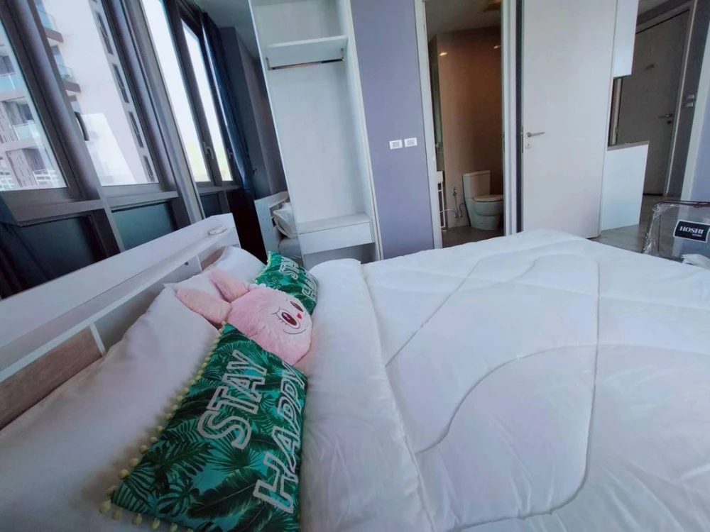 For rent: Baan Plai Had (North Pattaya), very spacious room, resort style, full sea view, very beautiful, like sleeping in heaven, book now.