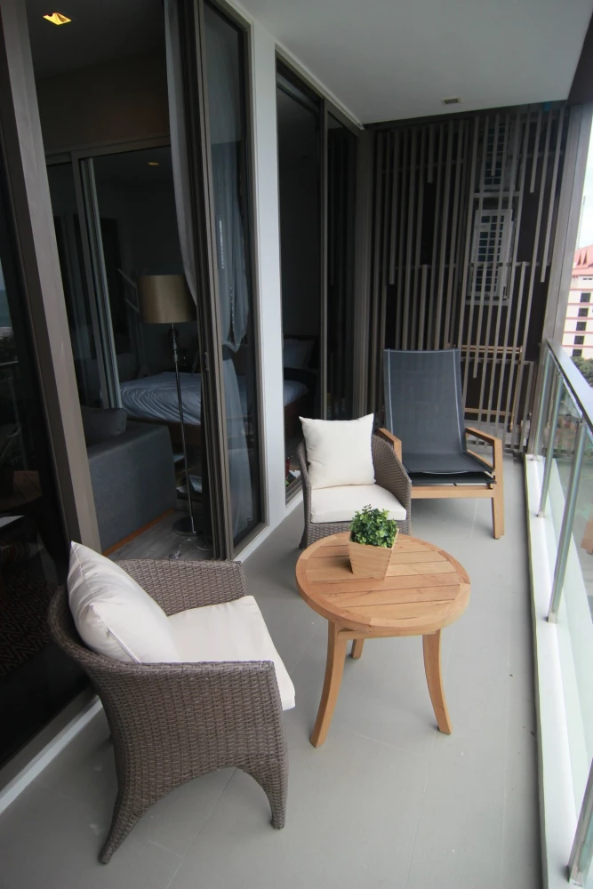 For rent: Baan Plai Haad, upper floor unit with spacious living area and fully furnished. Grab it now!