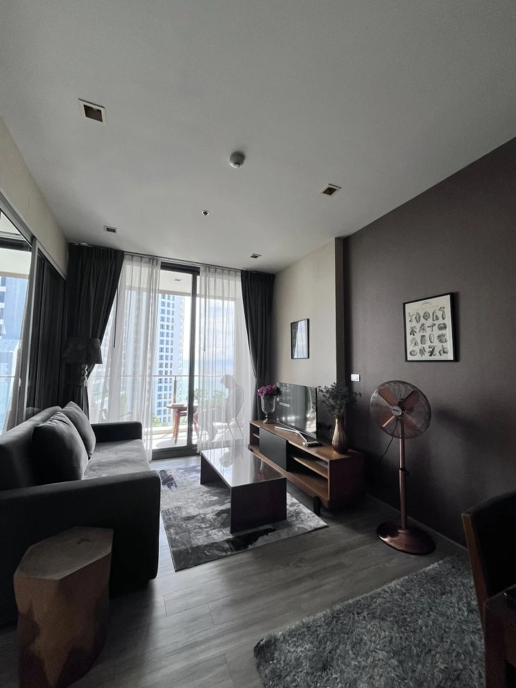 For rent: Baan Plai Haad, upper floor unit with spacious living area and fully furnished. Grab it now!