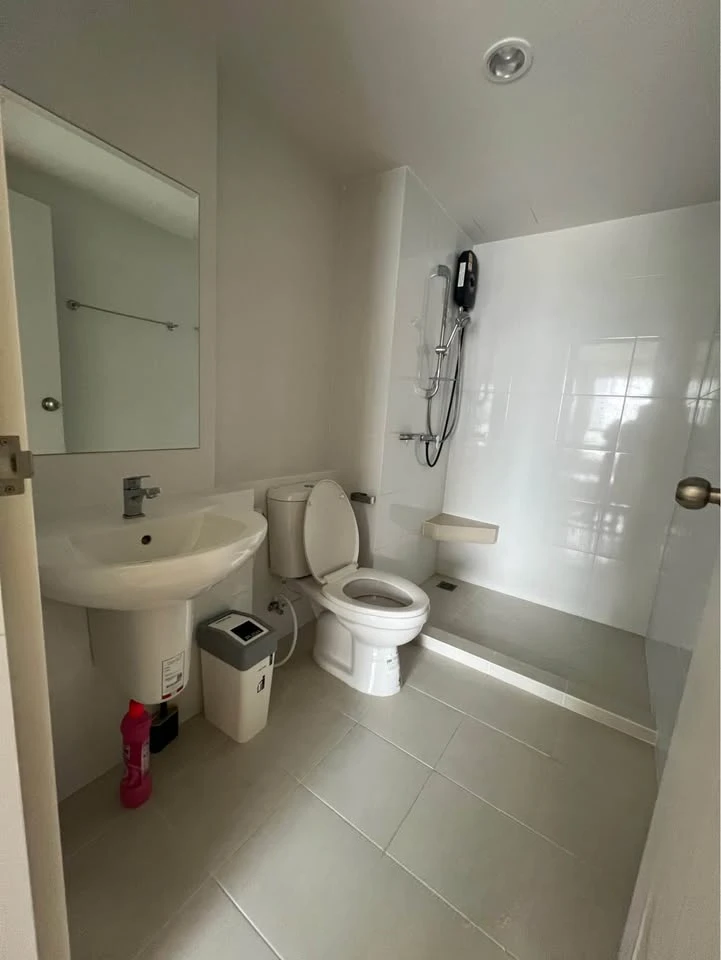 For Rent: Dream Home 4, fully furnished with appliances. Don't miss out!